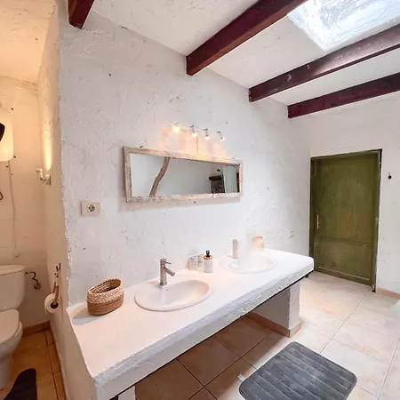 ゲストハウス Casa Gatti - Autentica Casa Canaria Nel Cuore Di Lanzarote Tiagua