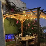 Casa Gatti - Casa Storica Del '900 A Lanzarote Vendégház 3*