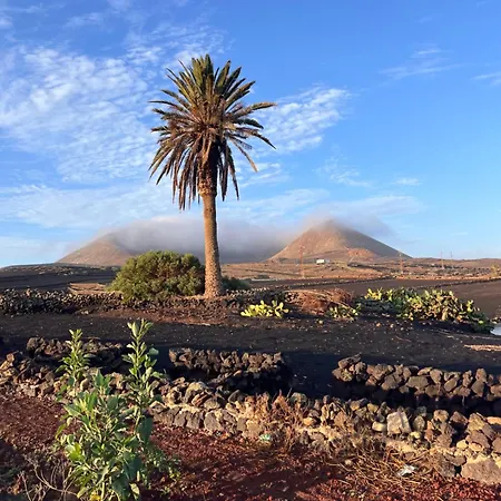 Casa Gatti - Casa Del '900 Nel Centro Di Lanzarote - Relax Tra I Vulcani