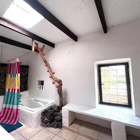 Casa Gatti-private In A Traditional Canarian House-central Lanzarote Tiagua